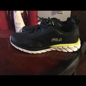 Brand new Fila’s only wore once